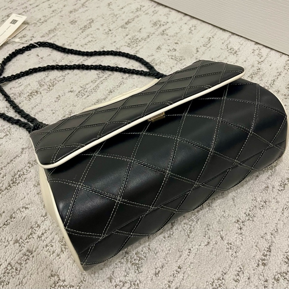 Tory Burch Fleming Black and White Quilted Leather Shoulder Bag NWT! - Picture 7 of 7